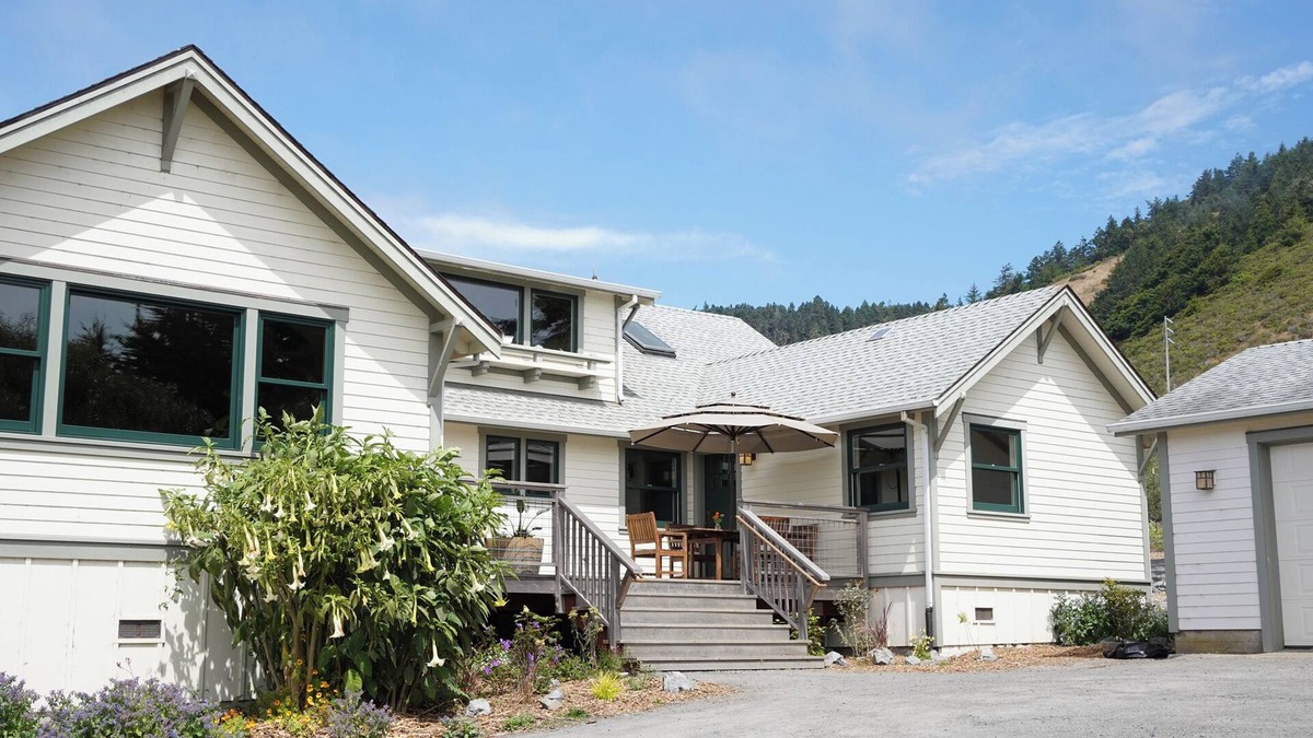 Manchester House | Craftsman by the Sea