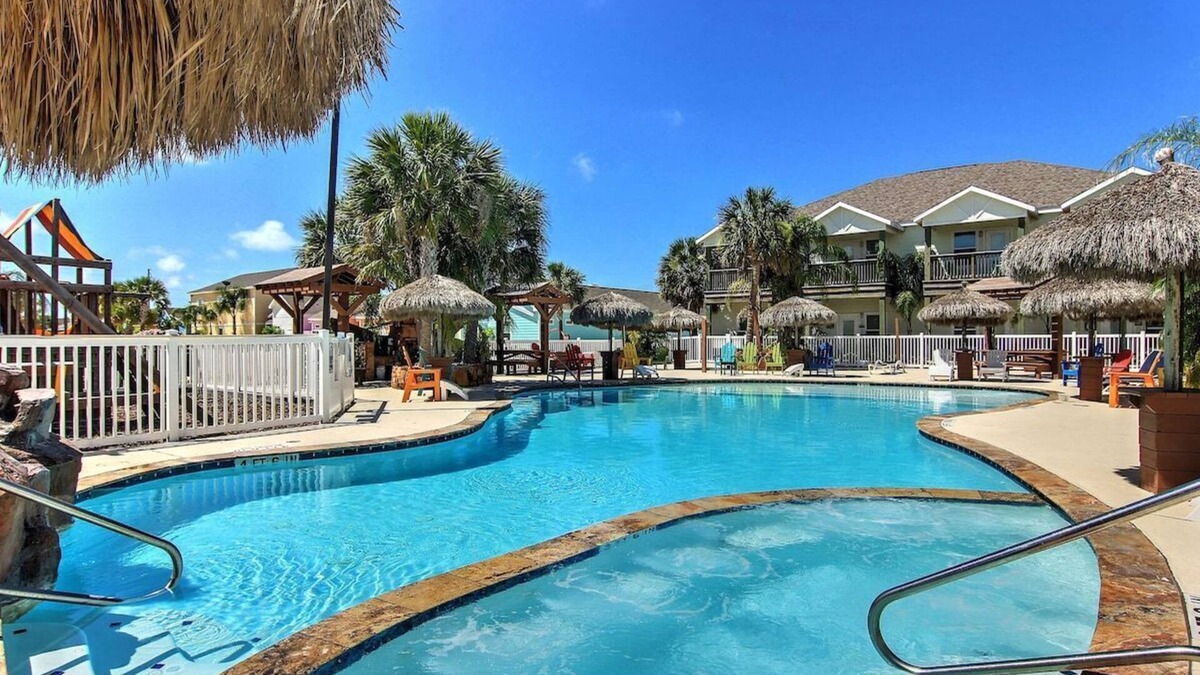 Port Aransas Villa | Crane's Landing- 2 Resort style Pools | Playground