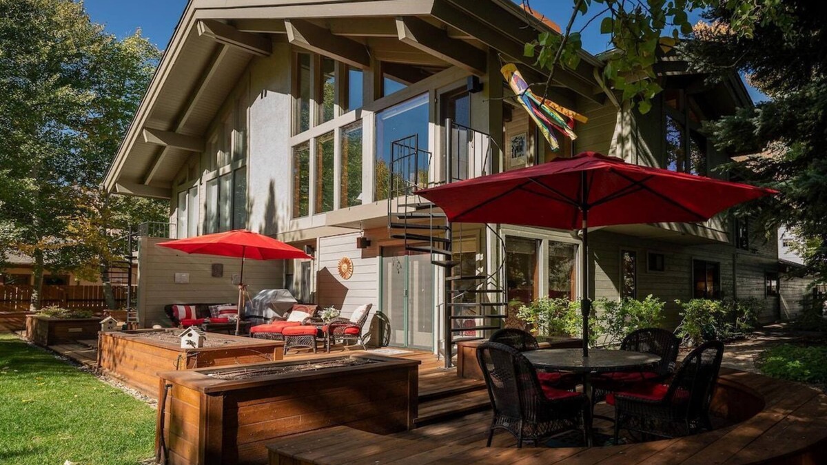 Warm Springs House | Creek Front Duplex | Close to Lifts with Hot Tub