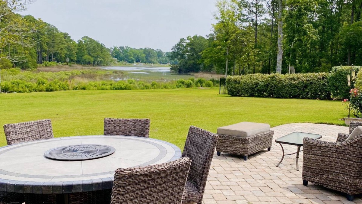 Ogden House | Creek Haven Hideaway! 5-acre creekside yard, mins to the beach with gameroom