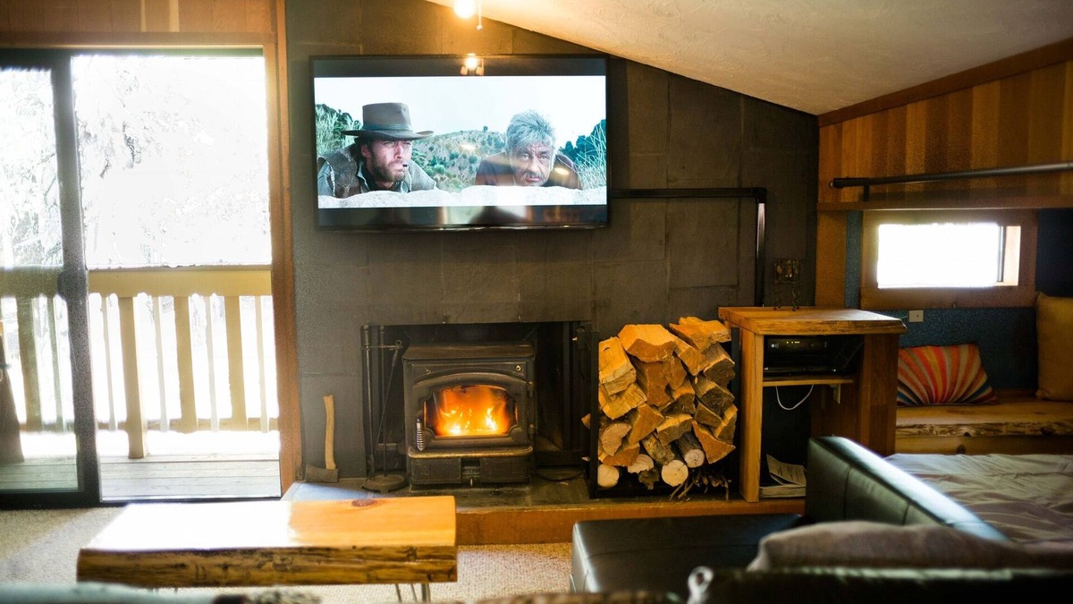 Bear Valley Condo | Creekside Bear DennBeautifully newly remodeled condo close to everything!