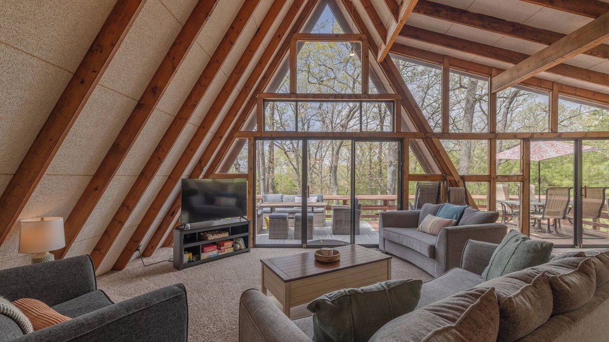Innsbrook Ski Chalet | Creekside Cabin by Innsbrook Vacations!