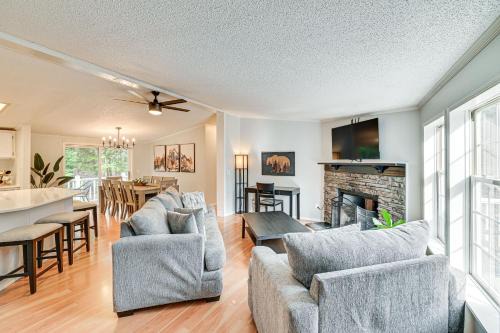 Tannersville House | Creekside Catskills Getaway Near Hunter Mountain