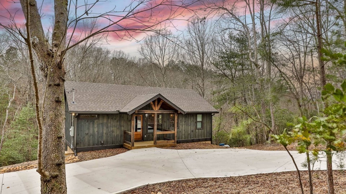 Ellijay House | Creekside Hideaway | Ellijay, GA