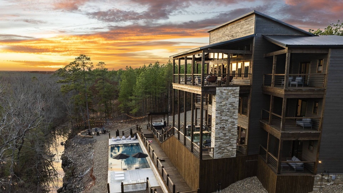 Pickens Cabin | Creekside Luxury: 7BR, Pool, Views & Pickle Ball