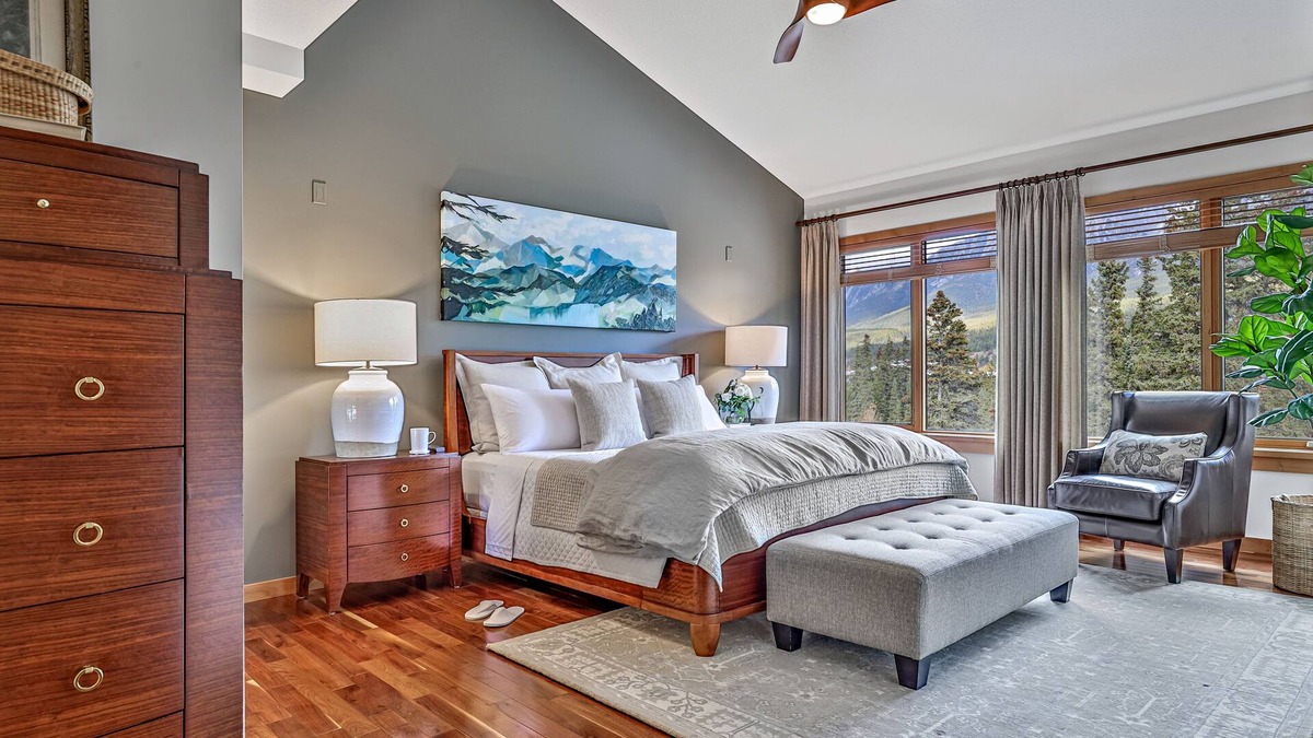 Canmore Condo | Creekside Luxury Penthouse| | Mountain Views | Hot Tub | Prime Location