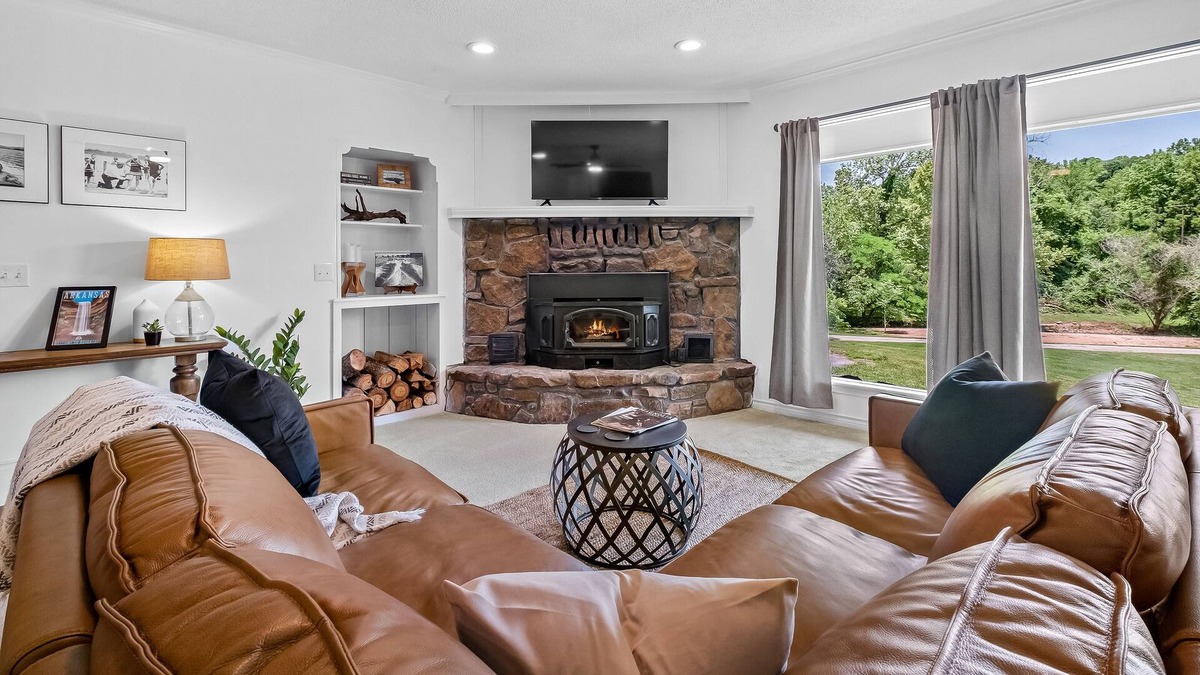 Prairie Creek House | Creekside oasis on 7 acres with pool and hot tub - close to Beaver Lake and town