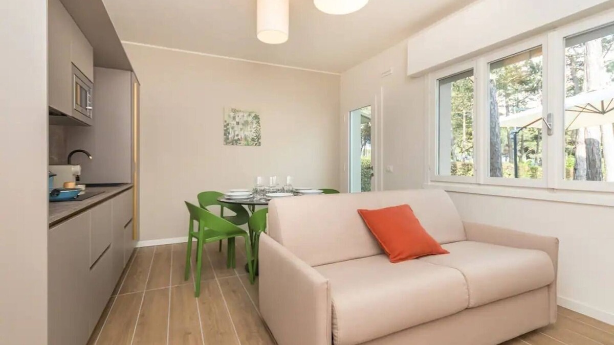 Lignano Riviera Apartment | Crepetta&Briciola - Loft 7 (Private Pool)