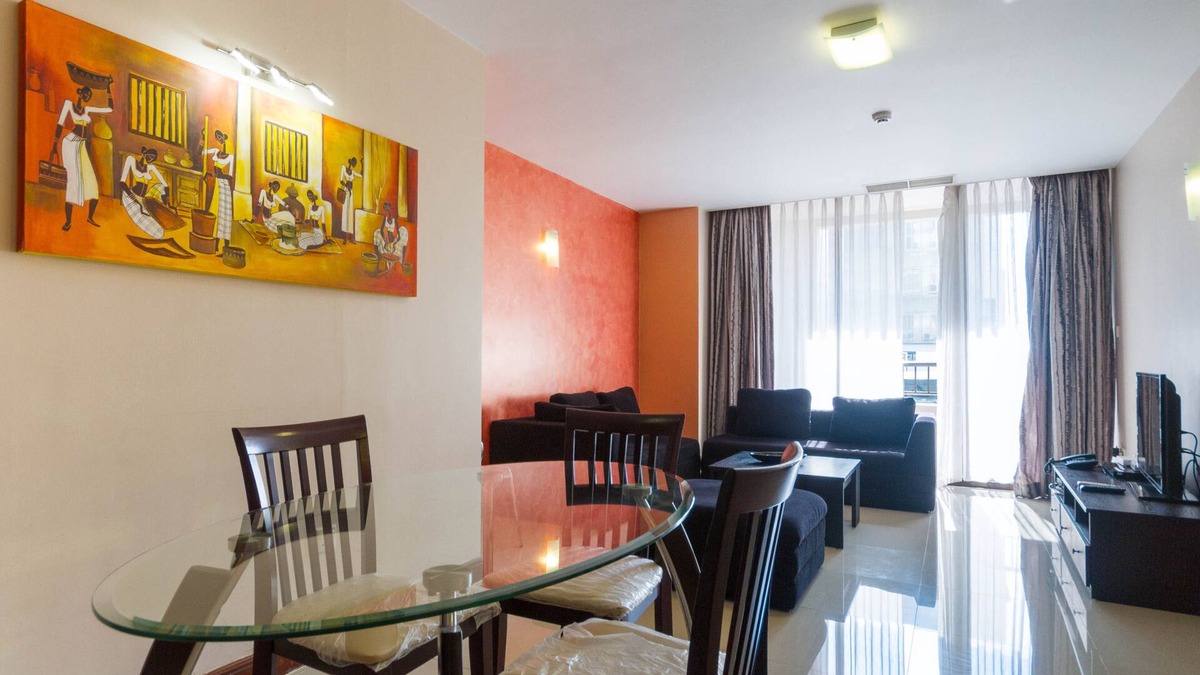 Kollupitiya Apartment | Crescat Residencies 2BR Serviced Apartment
