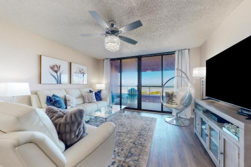 Sand Key Apartment | Crescent Beach Club II 5B