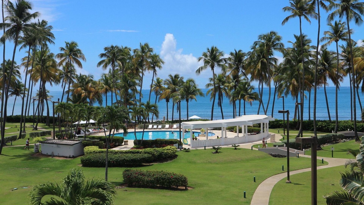 Candelero Abajo Villa | Crescent Cove 93 - Steps from the Beach in Exclusive Palmas del Mar Resort