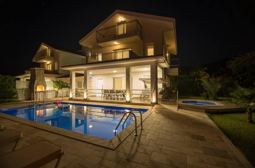 Dalyan City Center Villa | CRESCENT TWINS- BLUE VİLLA