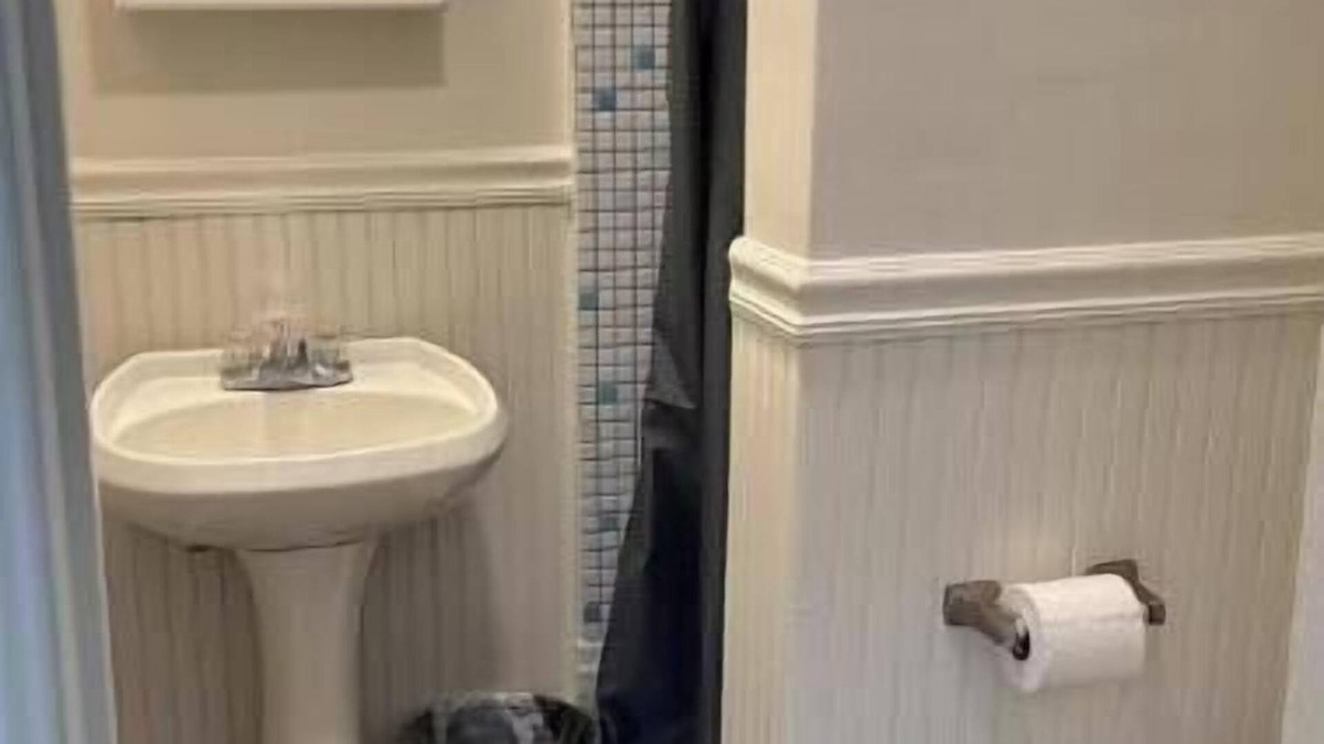 Crestline Apartment | Crest Lodge Historic Mountain Inn - Crestline