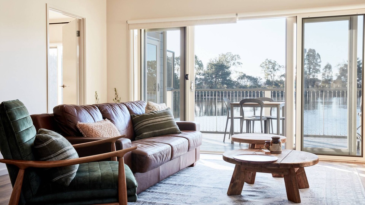 Dromana Villa | Crittenden Lakeside Villas