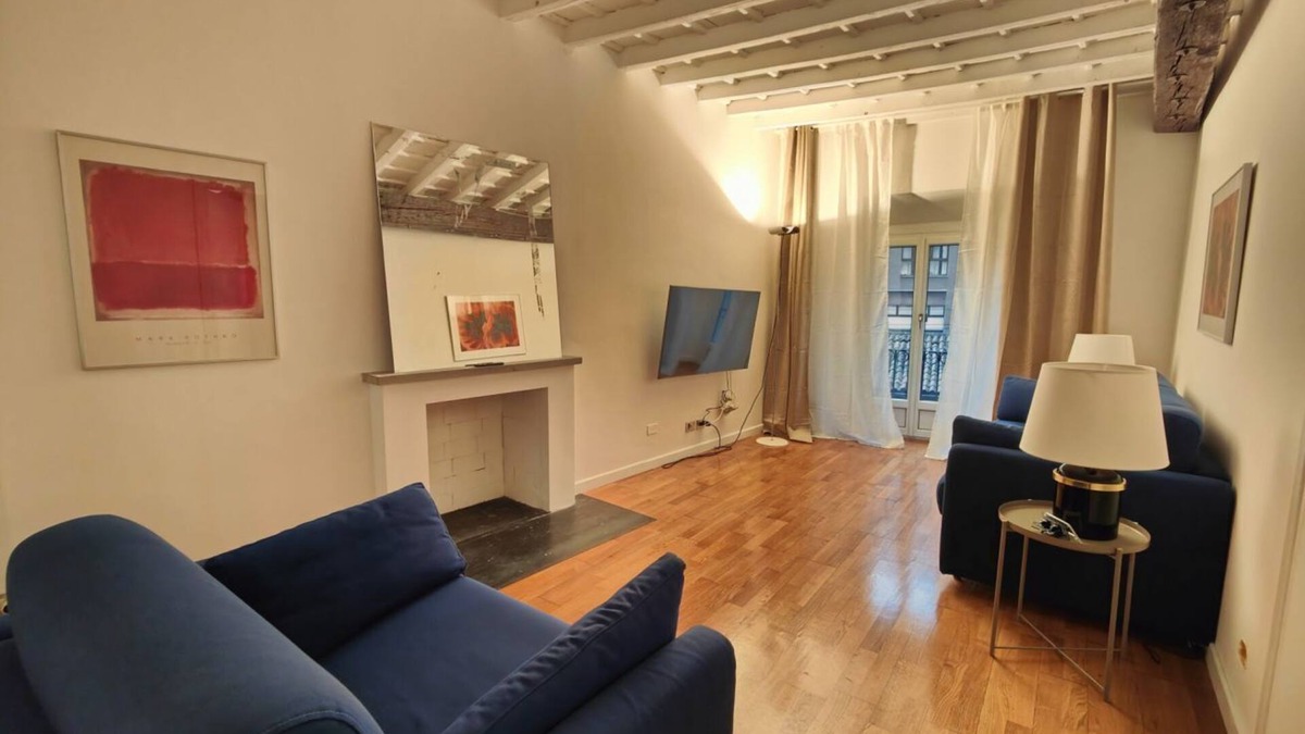 Porta Lodovica Apartment | Crocetta Design Apartment with Terrace