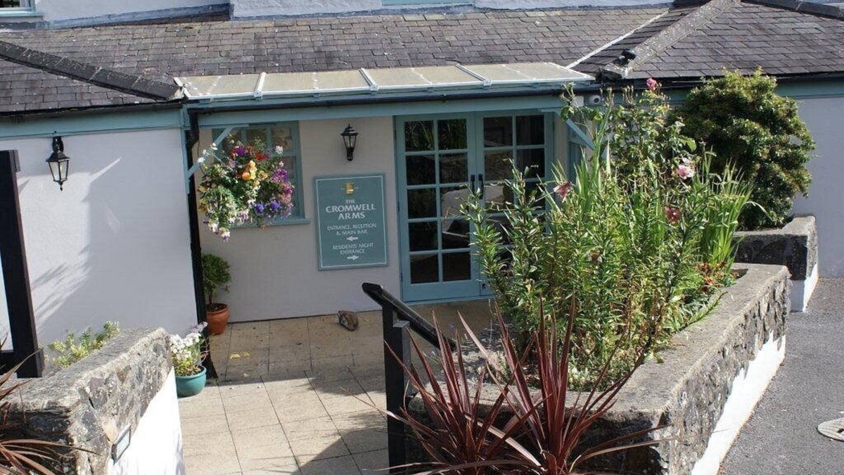 Bovey Tracey Hotel | Cromwell Arms