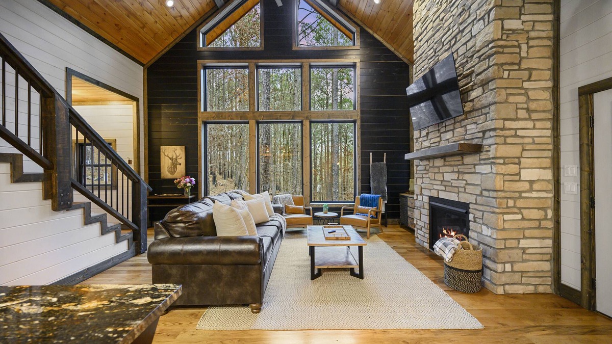 Broken Bow Cabin | Crooked Sky, Secluded Luxury Cabin in Hochatown