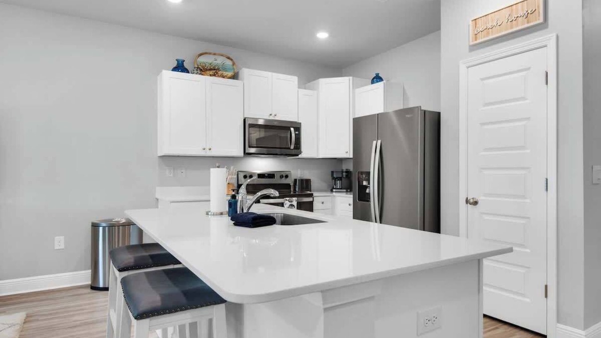 Gulf Breeze House | Cross Breeze-Gulf Brz-Nav, Beaches, Zoo, Boat Ramp
