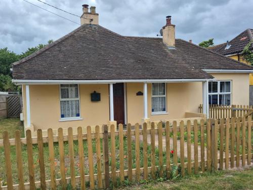Aldeburgh House | Crossing Cottage, Aldeburgh