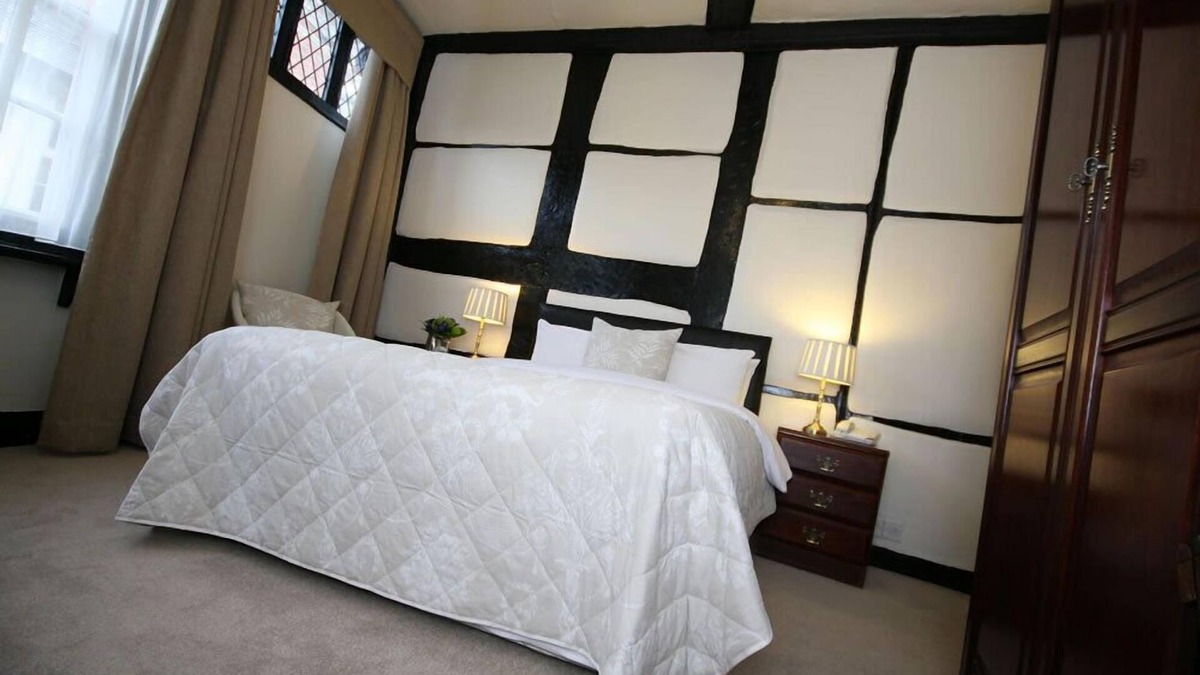 Nantwich Hotel | Crown Hotel