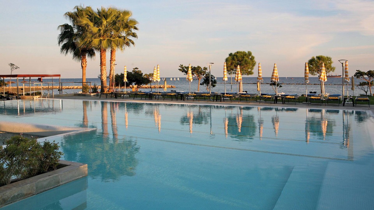 Agios Athanasios Hotel | Crowne Plaza Limassol by IHG