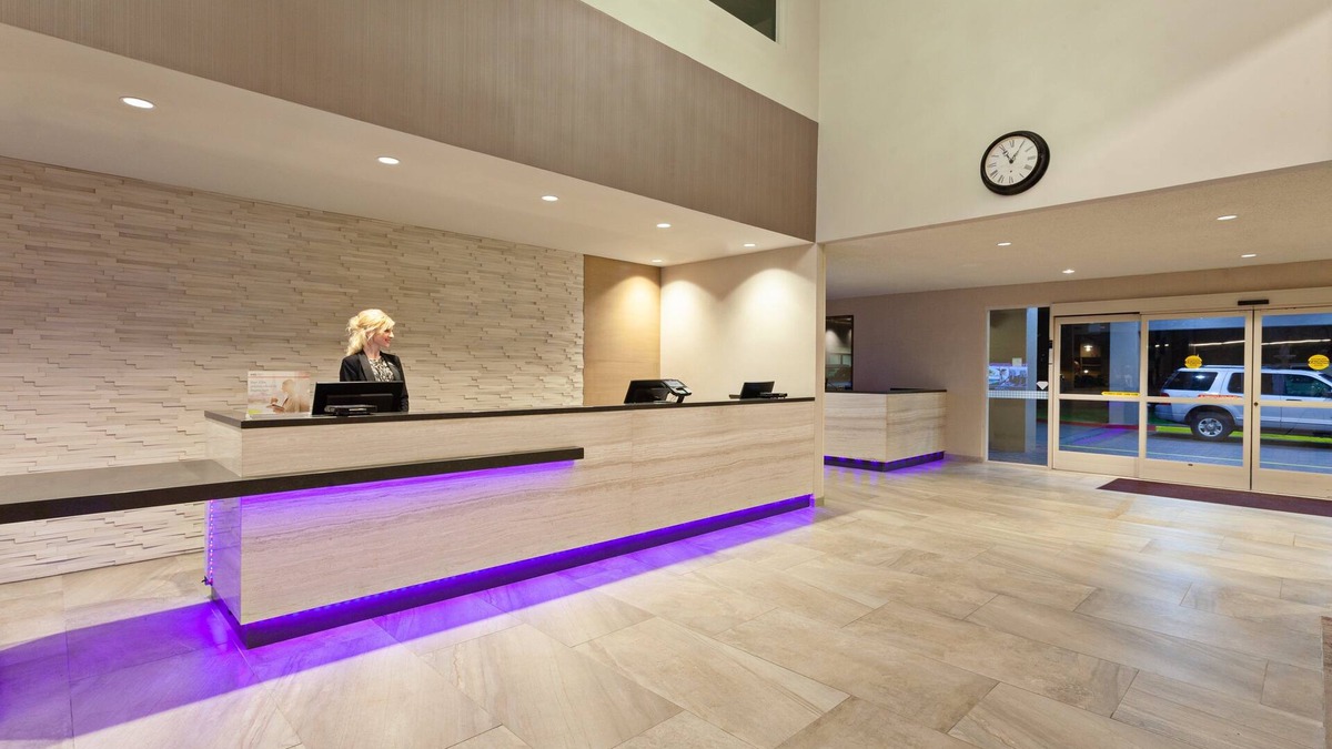 Union City Hotel | Crowne Plaza Silicon Valley N - Union City by IHG