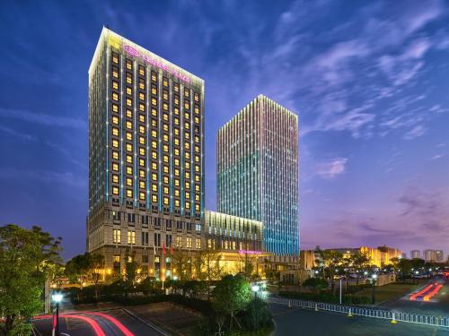 Caidian District Hotel | Crowne Plaza Wuhan Development Zone by IHG