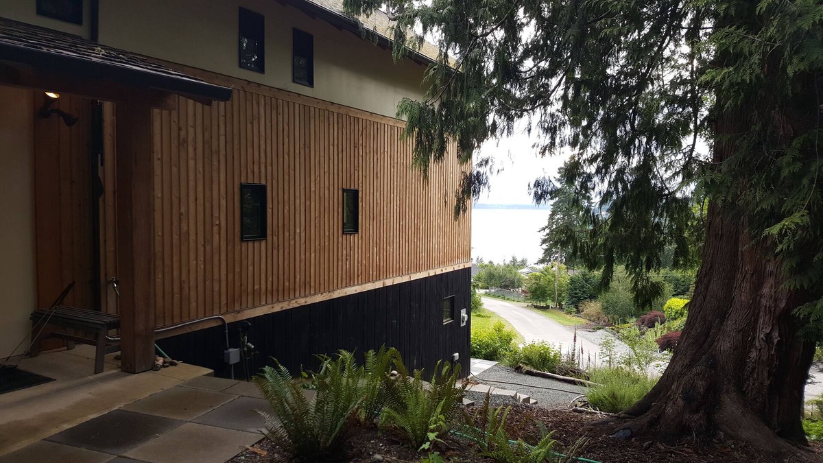 Clinton House | Crows Nest - Views of Puget Sound