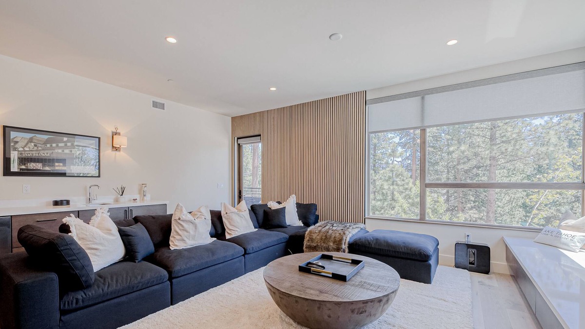 Crystal Bay Condo | Crystal Beauty | Dog-friendly condo in Crystal Bay with elevator, firepit, & W/D