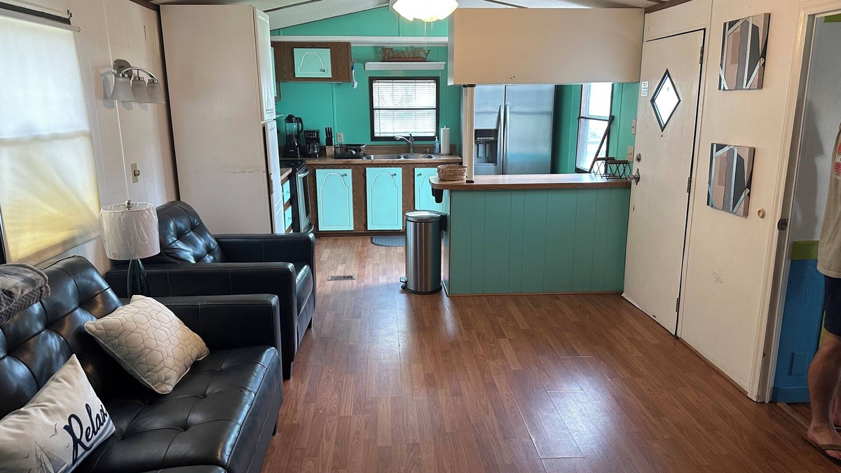 Cedar Point House | Crystal coast Tindominium sleeps 8