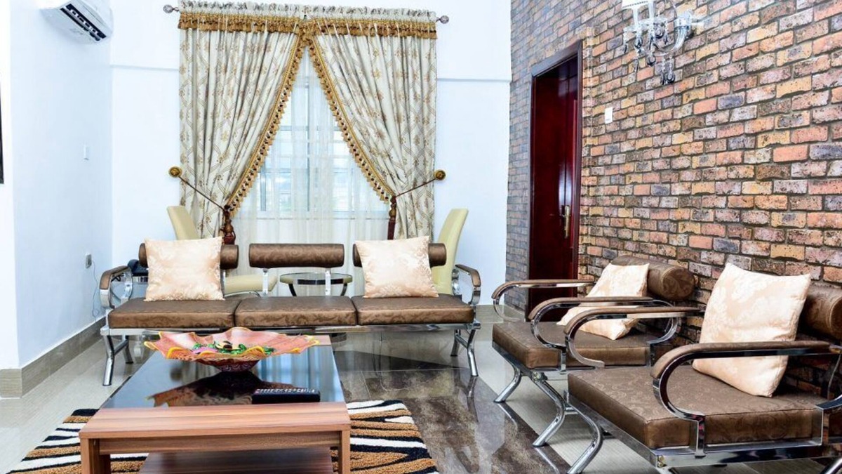 Ilorin Hotel | Crystal House