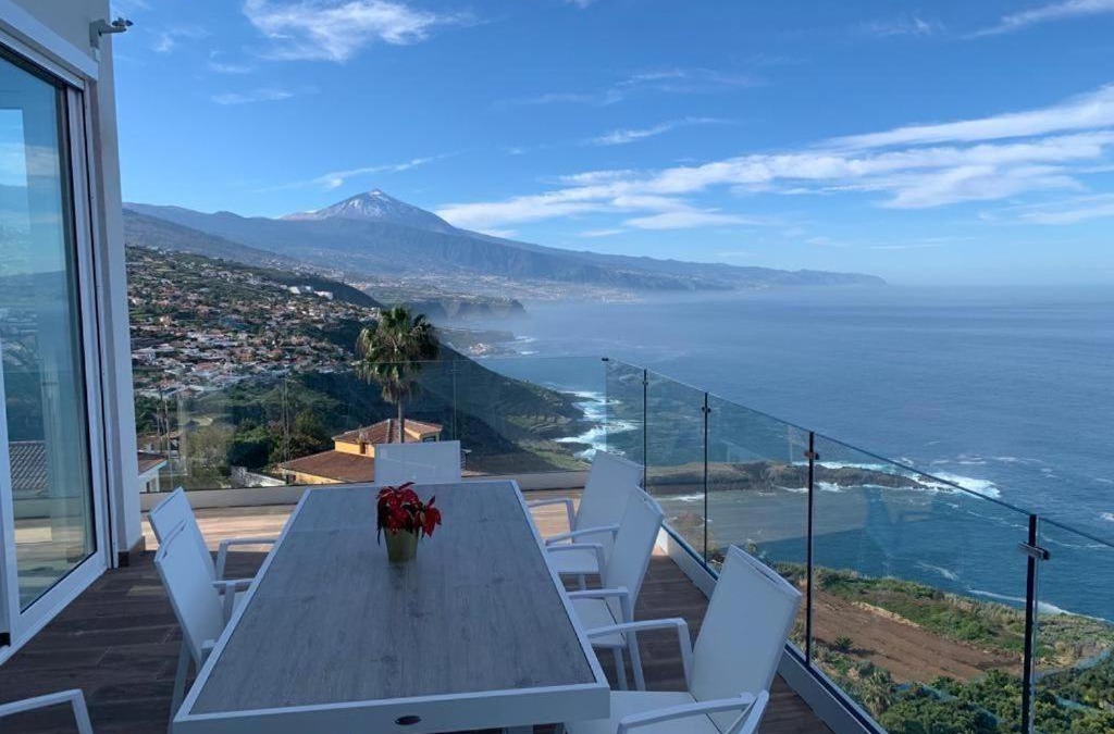 Sauzal Villa | Crystal Ocean Villa