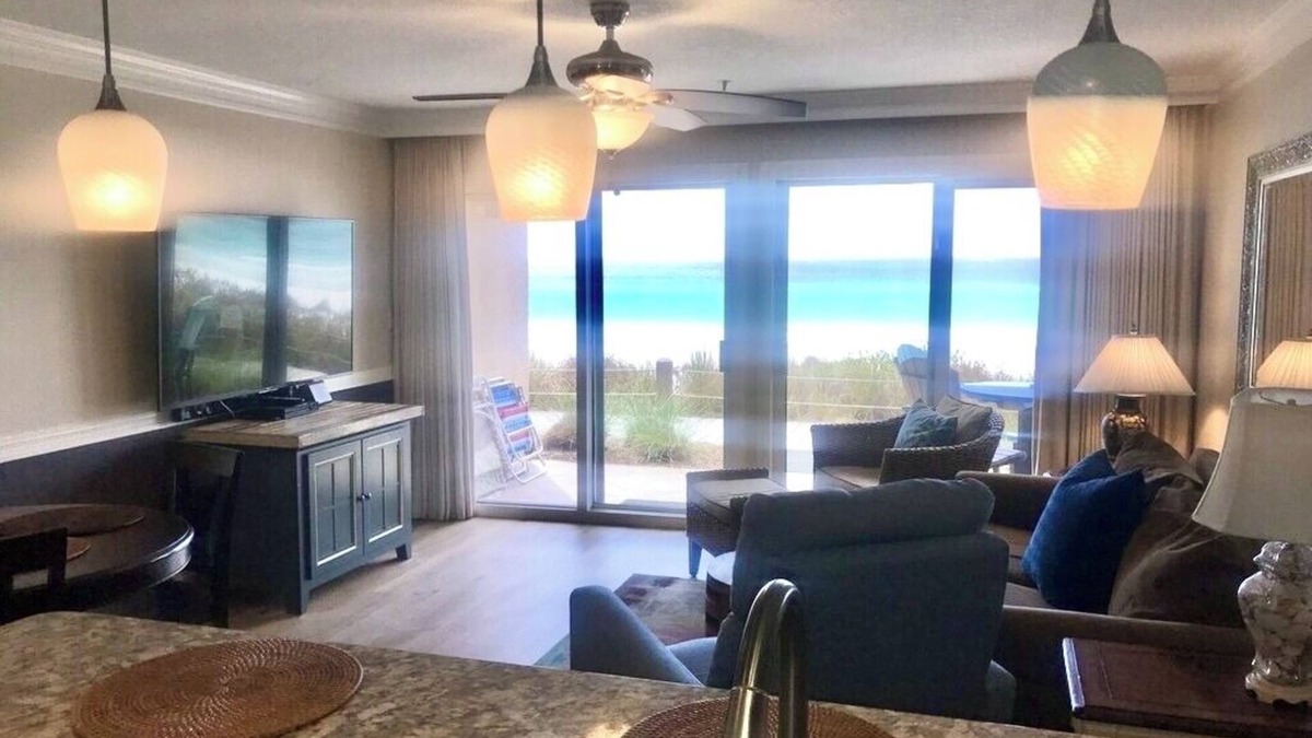 Crystal Beach Condo | Crystal Sands Beach - Beachfront and sweeping Gulf views + Destin