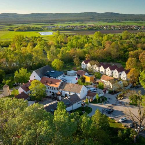 Oslip Hotel | CSELLO MÜHLE OSLIP, Eventlocation, Gastronomie & Nächtigung