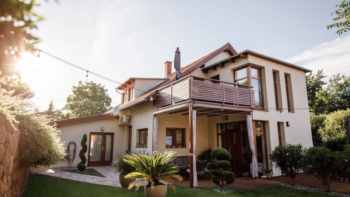 Balatonalmadi Apartment | Csendeskert Apartments