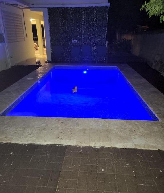 Llanos Tuna House | Cuarto con entrada privada y piscina privada