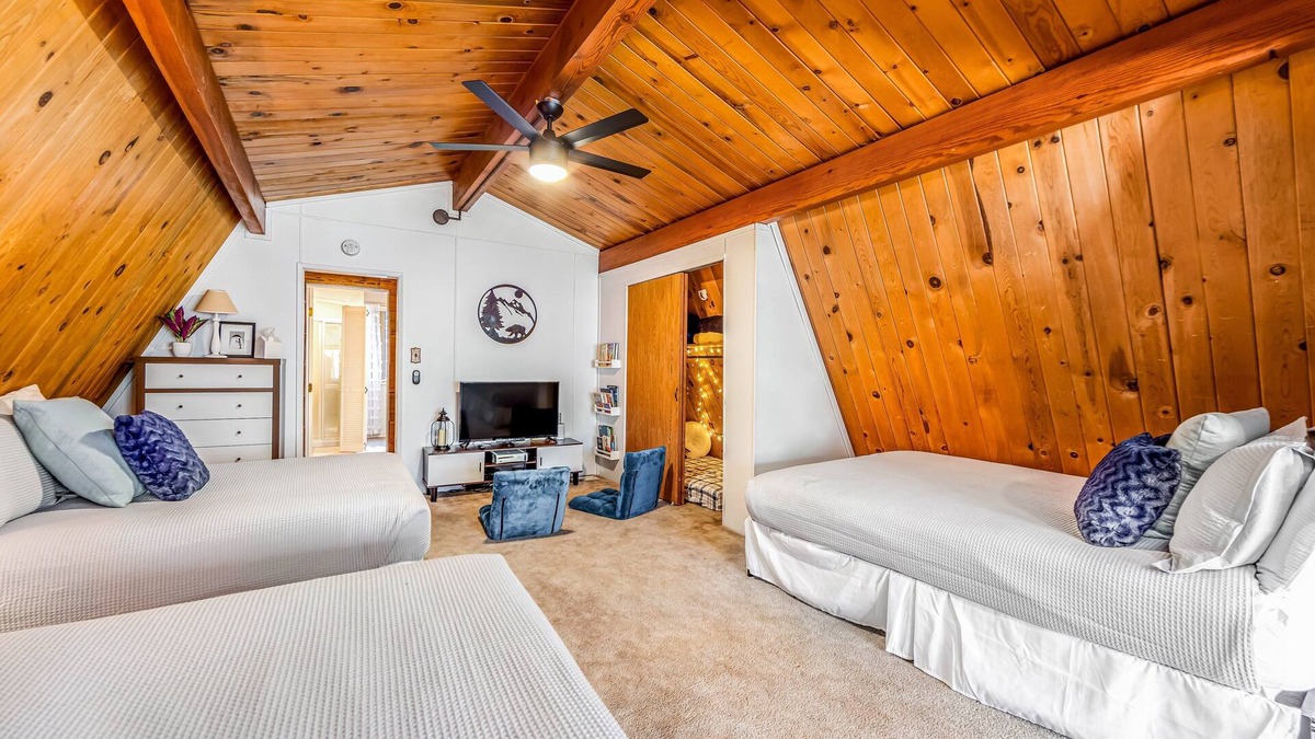 Sanger Cabin | Cub Cabin #471