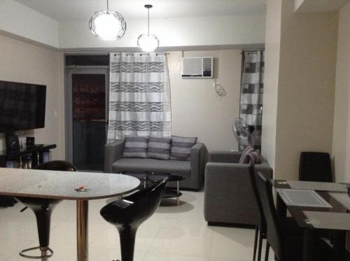 Socorro Apartment | Cubao ManhattanHeights Unit 11A Tower B, 2BR