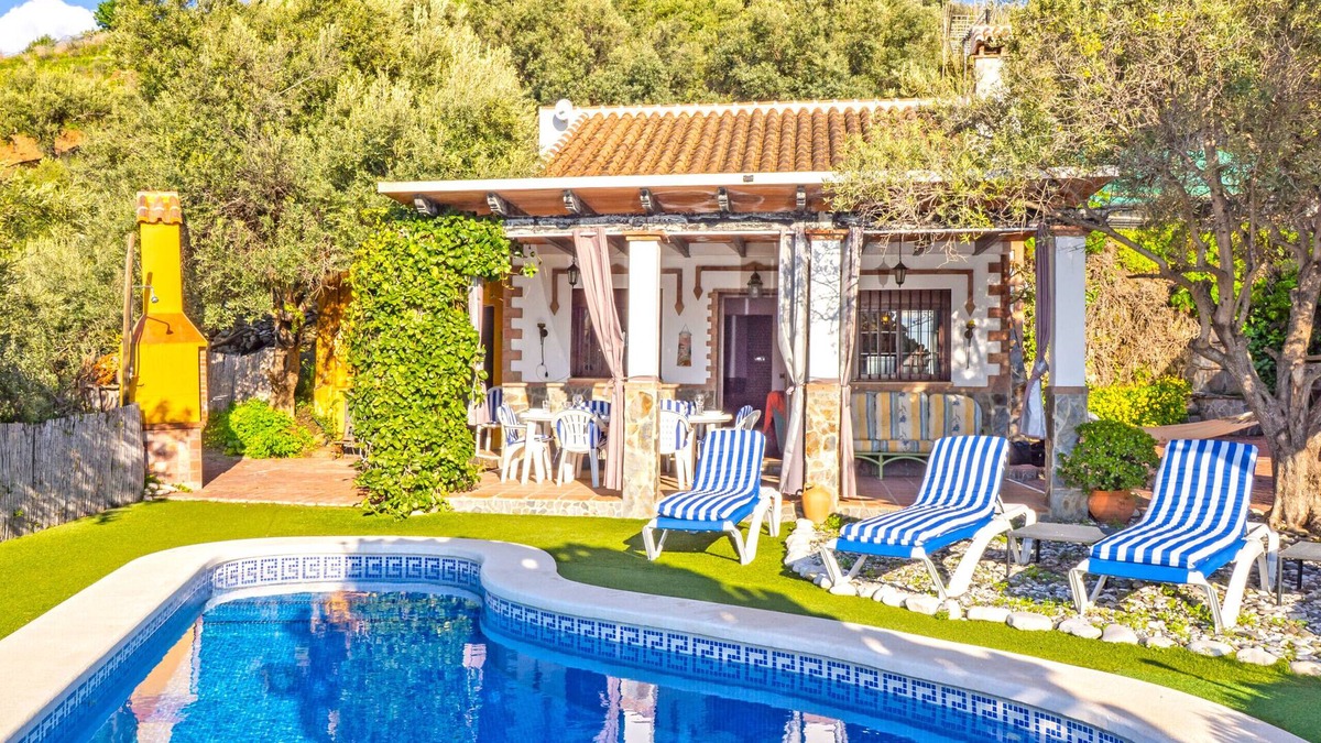 Torrox Cottage | Cubo's Casa Rural Los Cerezos/private pool/rural/free Wi-Fi