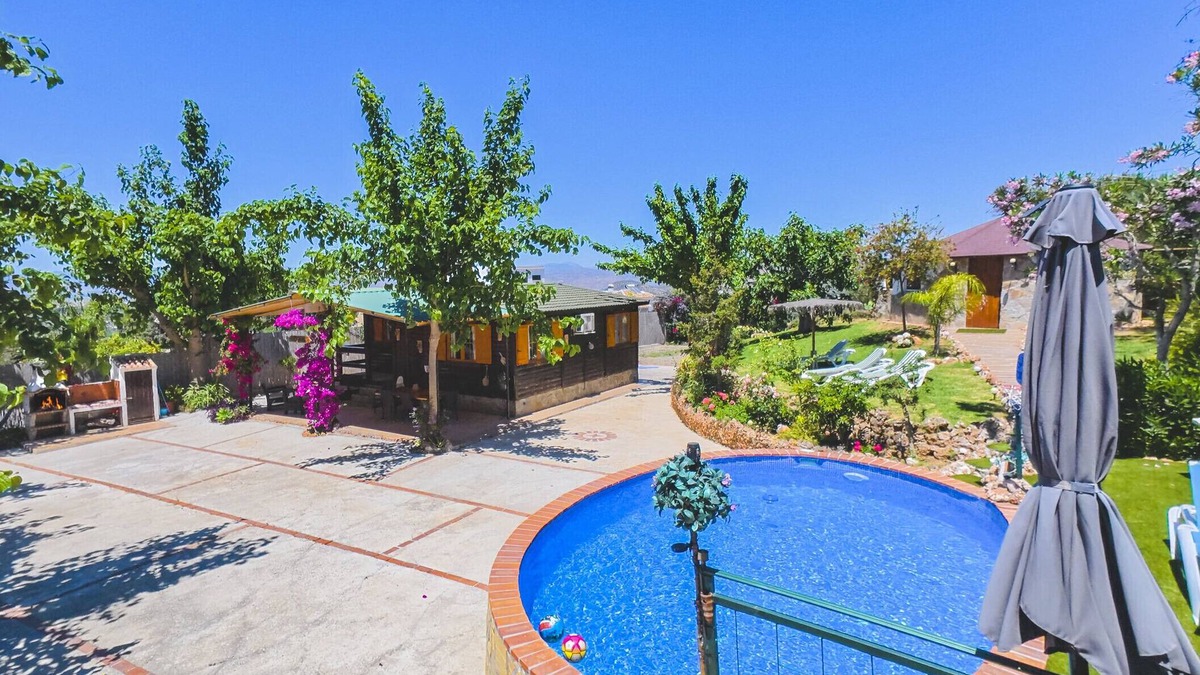 Alhaurin el Grande Cottage | Cubo's Finca La Rosa del Zangano/Rural/pool/barbecue/WIFI