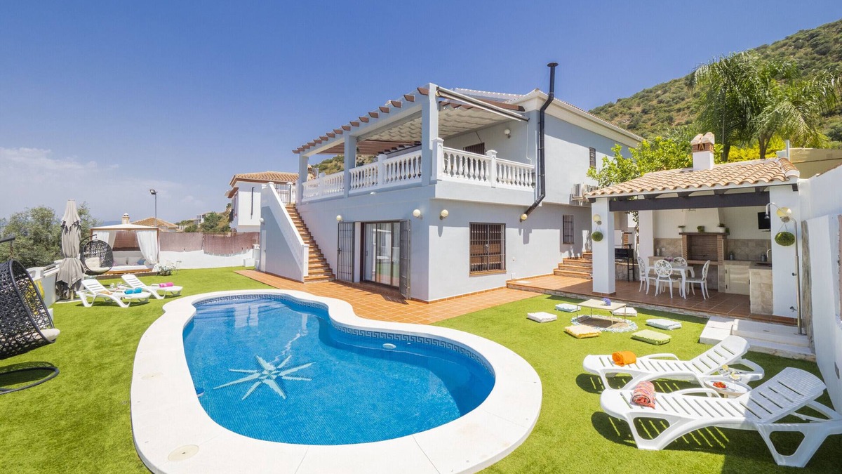 Coin Villa | Cubo's Villa Gabriela/Free Wifi/Private Pool/jacuzzi