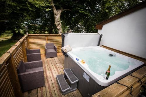 Rosevine House | Cuckoo's Nest at Country Ways