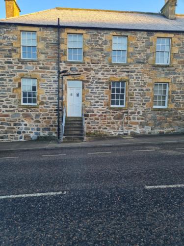Cullen House | Cullen Holiday Home