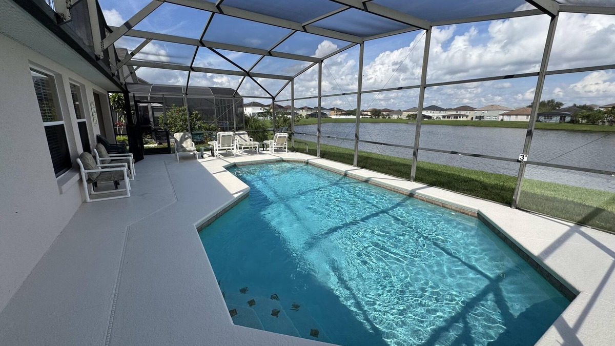 Kissimmee House | Cullen Villa with Games Room & Pool