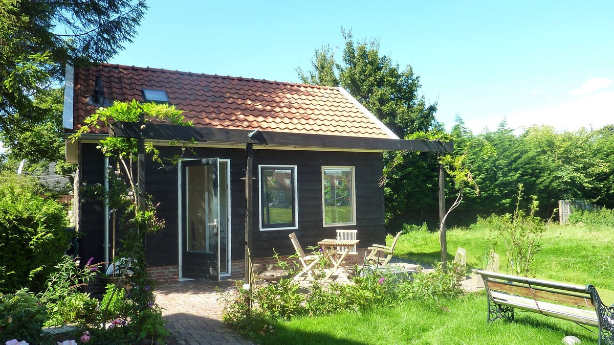 Amsterdam North Cottage | Cultural by Nature. Rural place in the city.