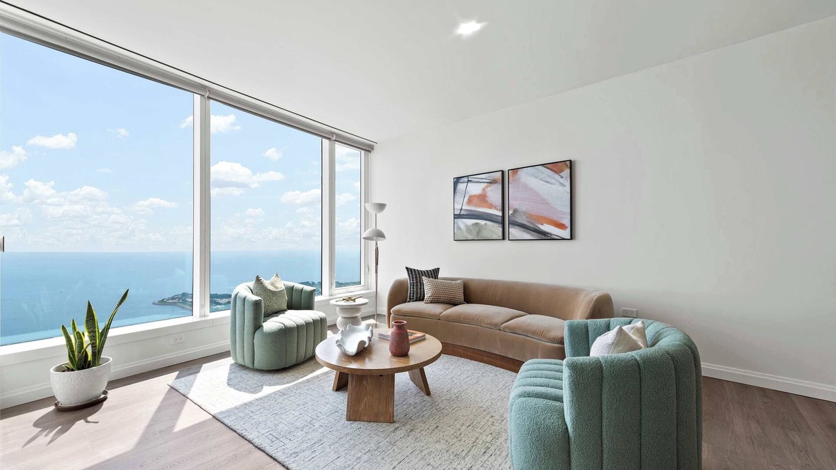 The Loop Apartment | Cultural Mile 2BR, A Stay in the Sky, 65th Floor