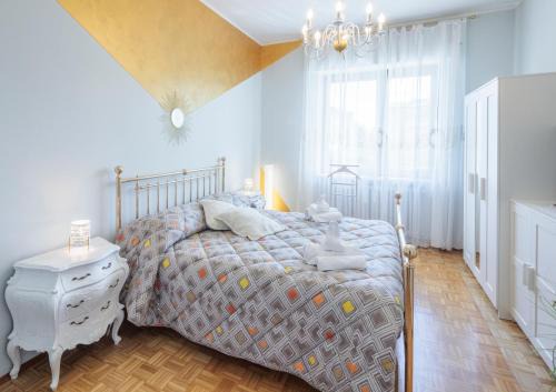 Cuneo Nuova Apartment | Cuneo Centro -Elegante Dimora con Parcheggio&Bici