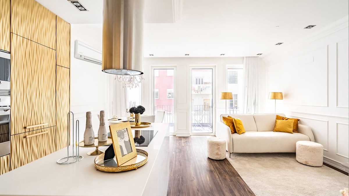 Santa Engracia Apartment | Curcumin Gold Apartment, AC, Wifi !new!