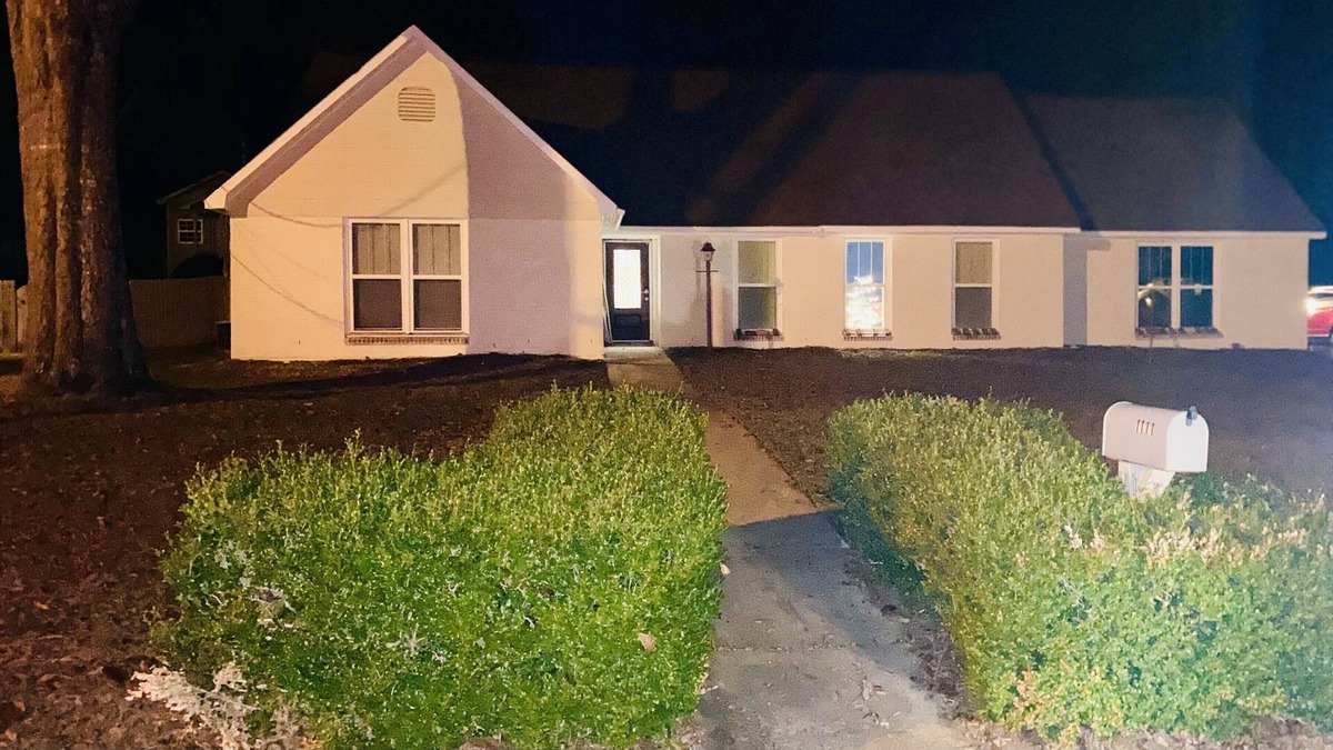 Dothan House | CURRENTLY UNAVAILABLE