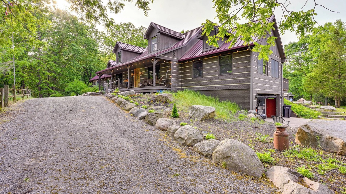 Clarklake Cabin | Custom-Built Clarklake Cabin: Sauna & Cold Plunge!